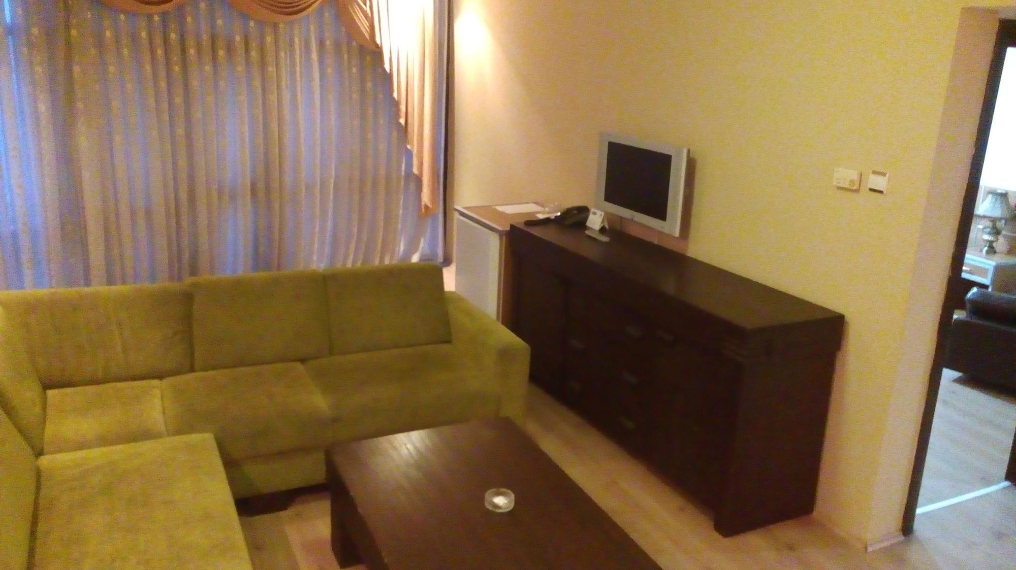 Demirgrand Hotel Trabzon Exteriör bild